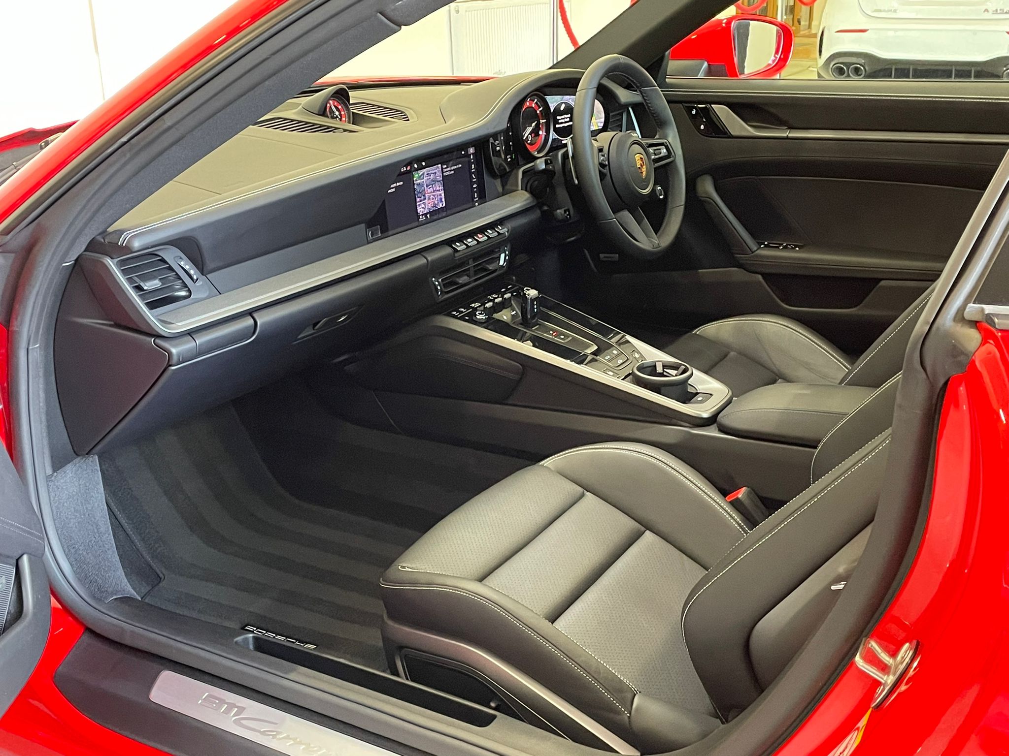 PORSCHE 911 CARERRA 4S