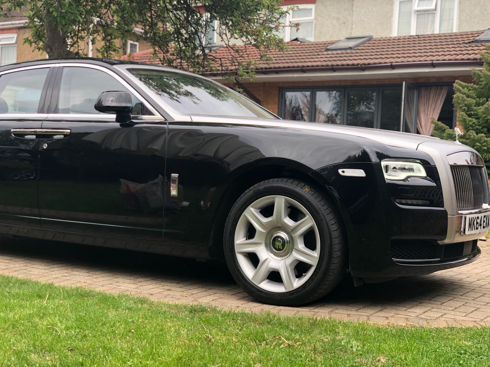 ROLCE ROYCE GHOST