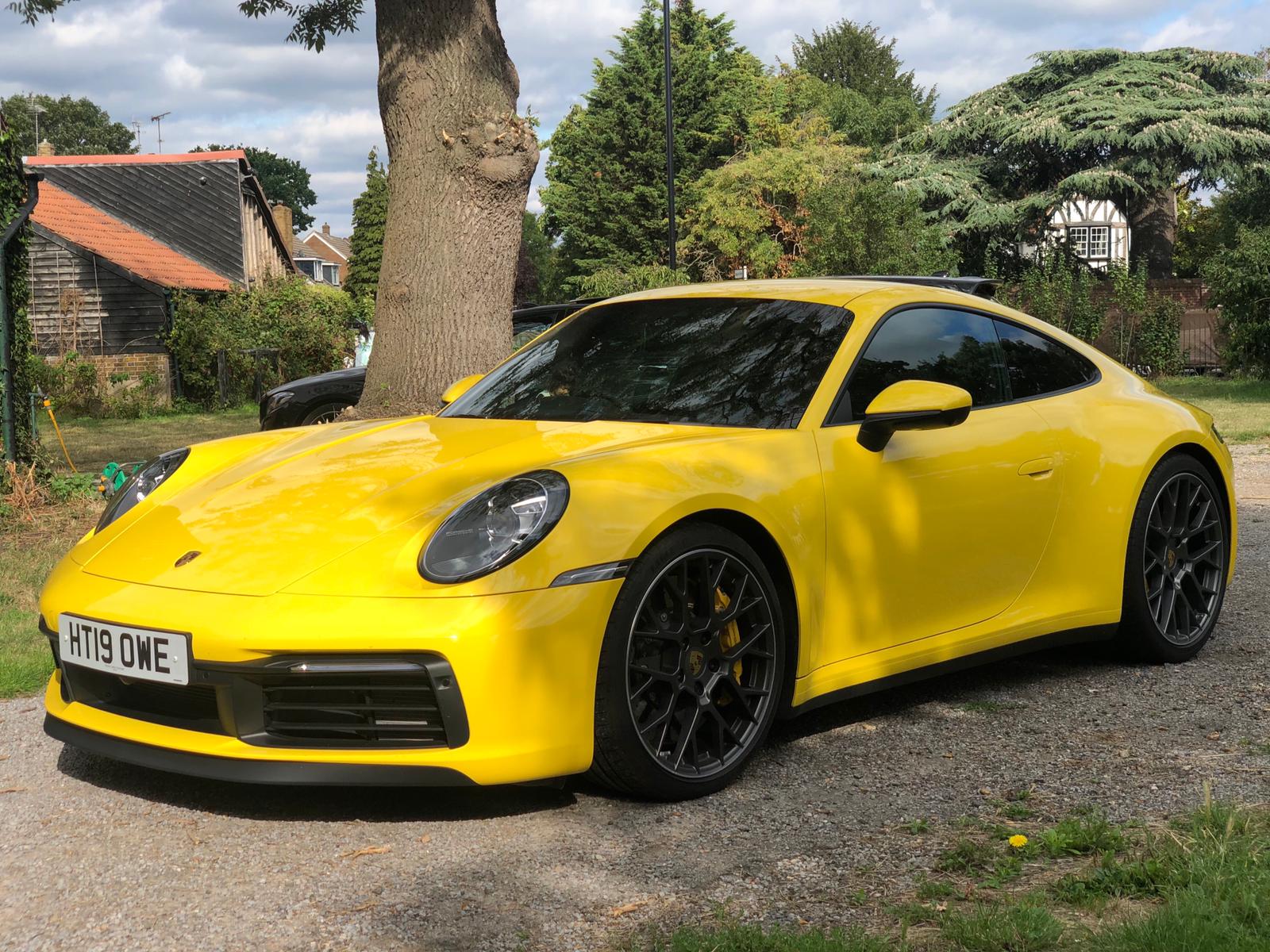 PORSCHE 911