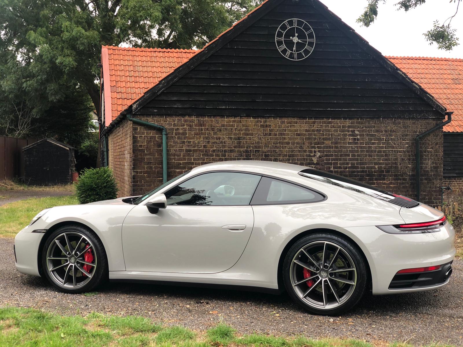 PORSCHE 911